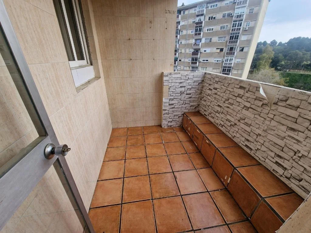 Piso en sexta planta en Badia, 3 habitaciones