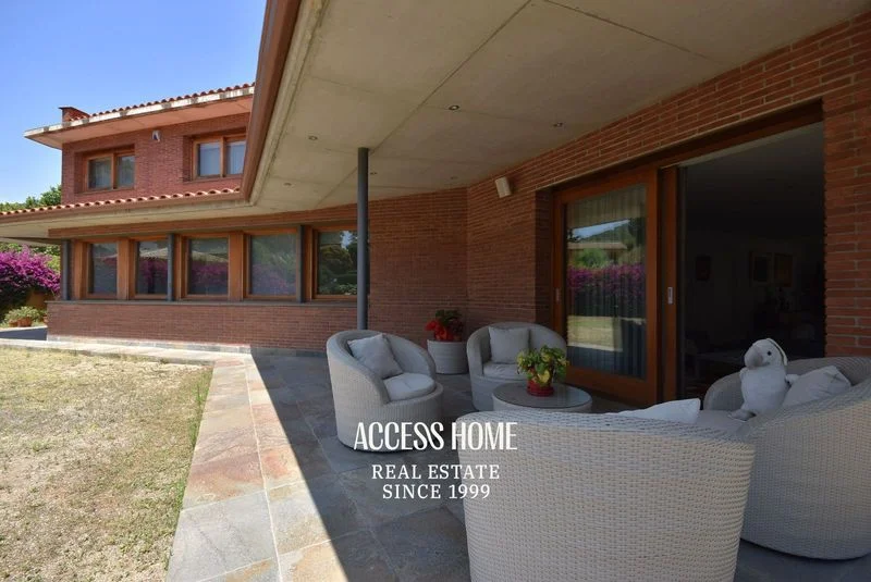 Chalet de diseño en Cabrera, 546 m²