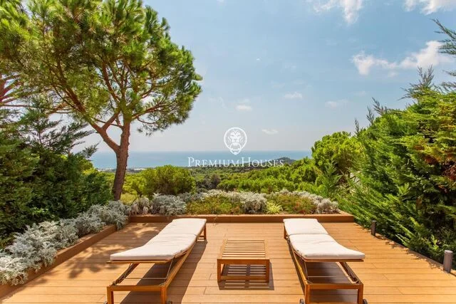Luxury Llavaneres villa, seven bedrooms