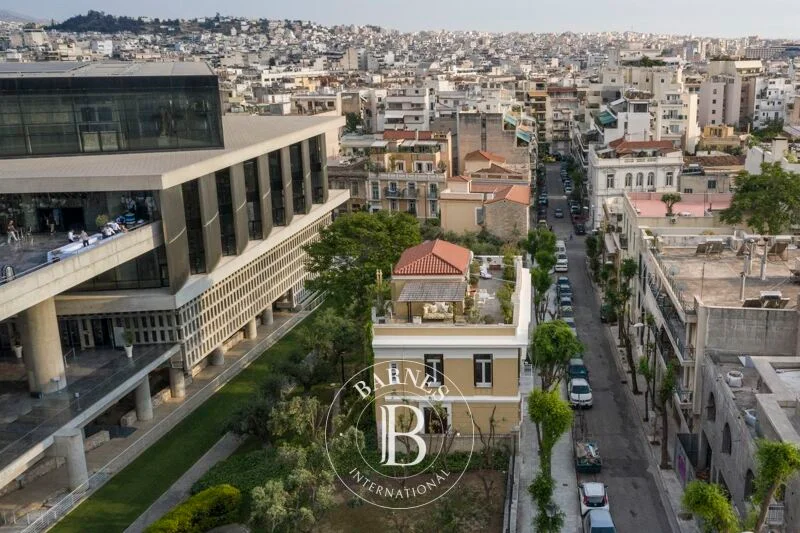 Renovated Athens house, 465 sqm