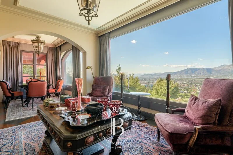 Villa de lujo en Ekali, 1.329 m² y piscina