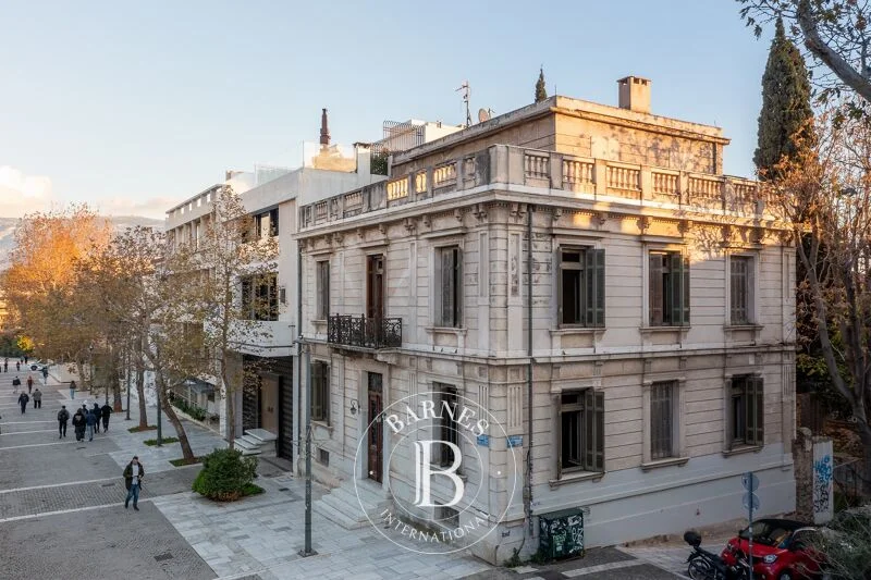 Casa neoclásica en Atenas de 796 m²
