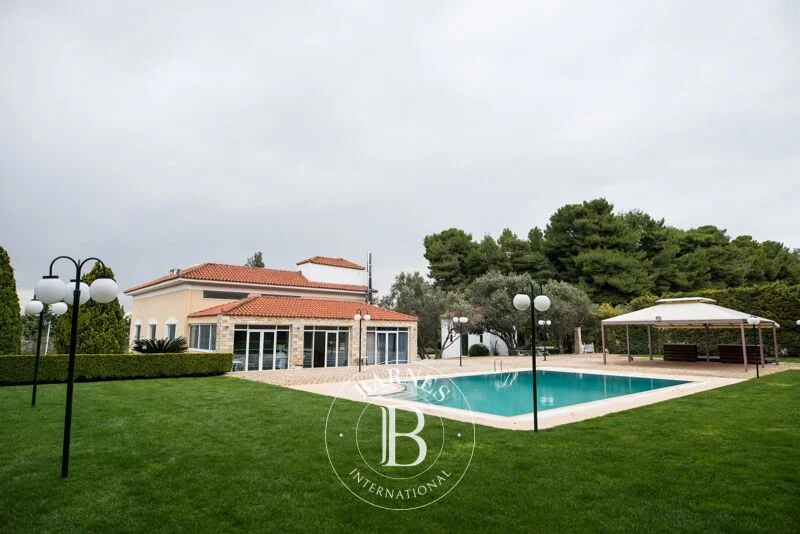 Espacio para eventos cerca de Pallini, 566 m²