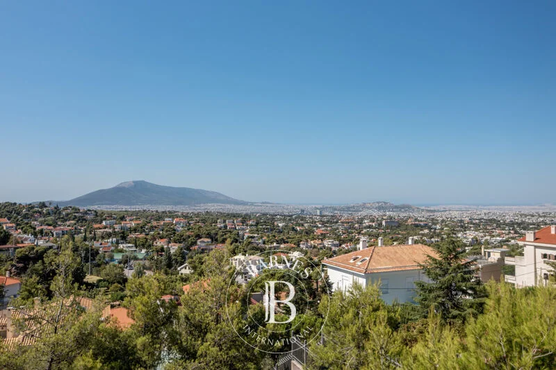 Developable Politeia plot, 1,500 m²