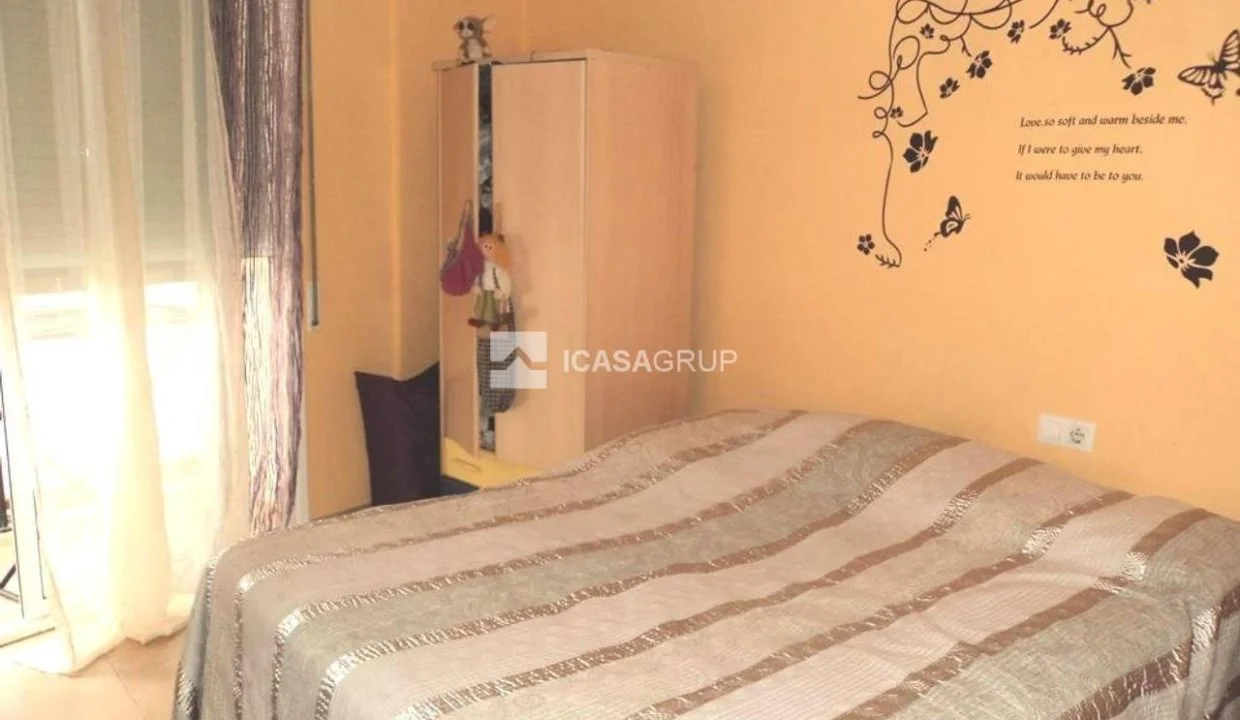 Tenanted one-bedroom apartment with balcony
