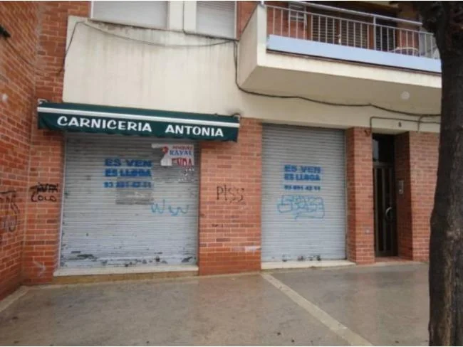 Local comercial en planta baja, 50 m²
