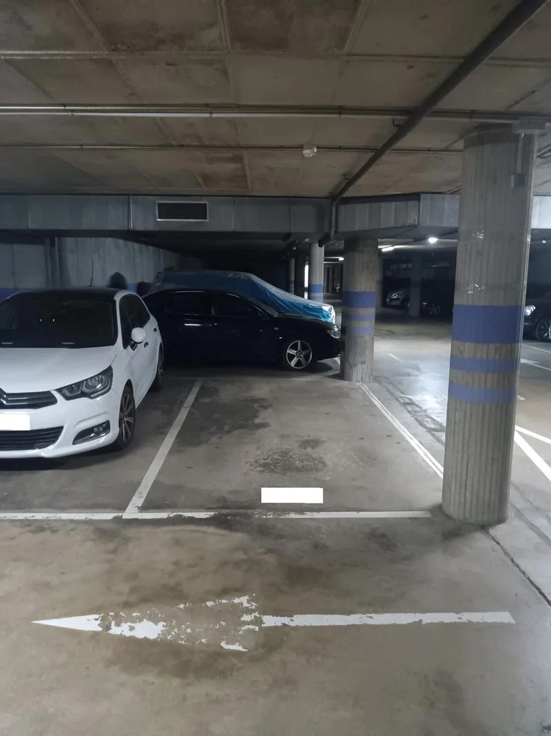 Garaje accesible para coche y moto