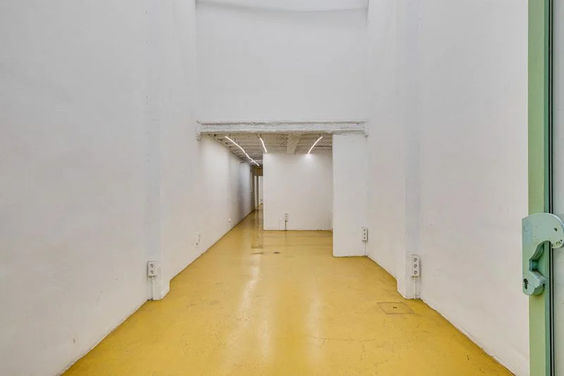 Local comercial reformado de 130 m² a pie de calle
