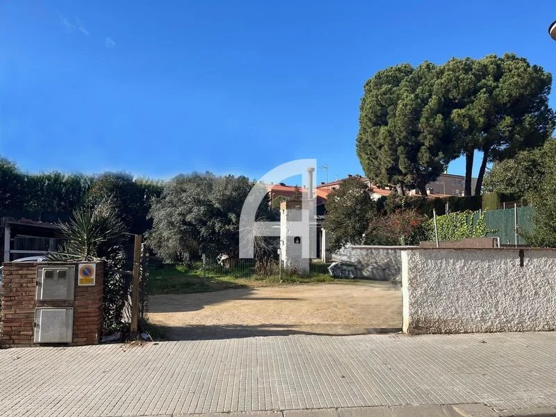 Solar urbano en Sant Quirze