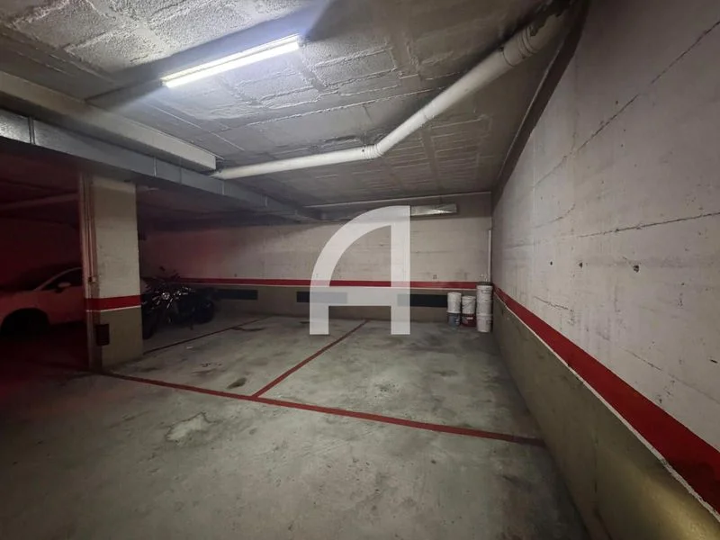 Plaza de garaje céntrica en Vigo, 12 m²