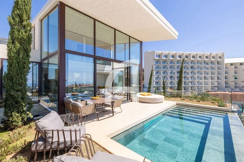 Luxury villa in El Higuerón, 652 m²