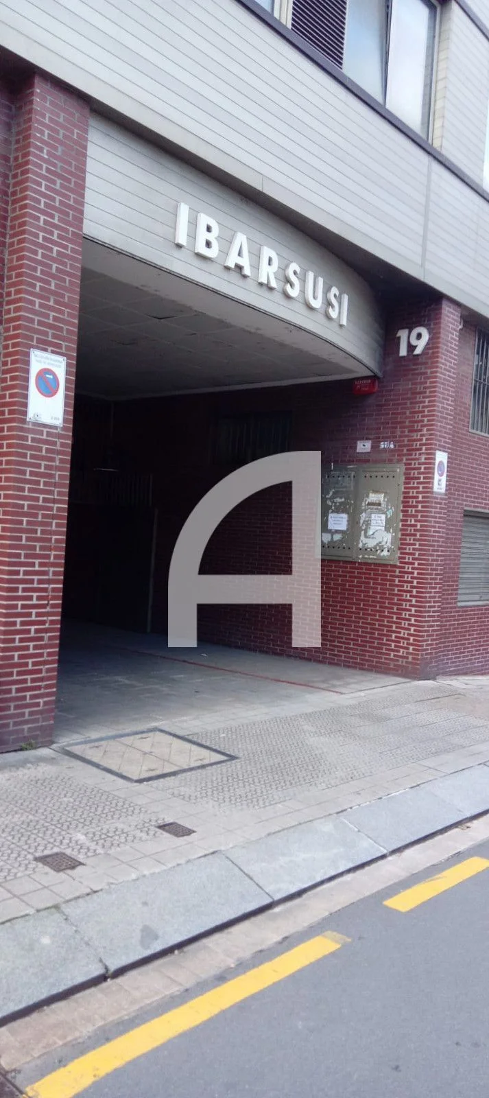 Garaje amplio en Bolueta para coche