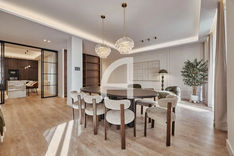Piso reformado en Goya, 275 m²