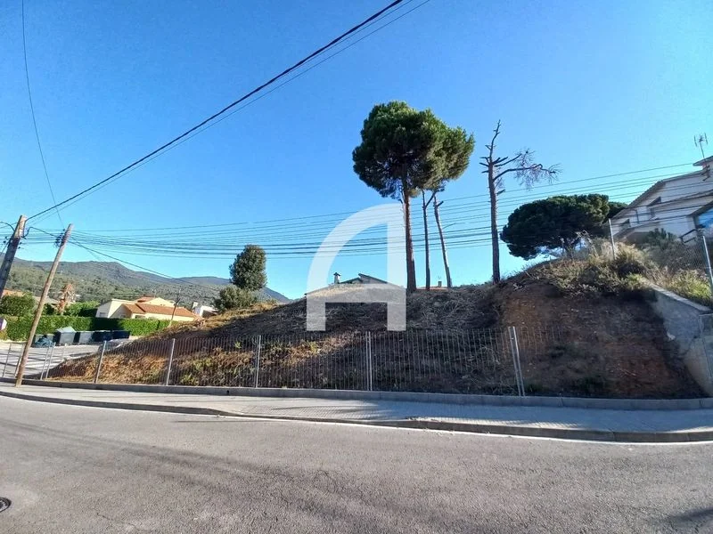 Montseny plot with 217 m² buildability