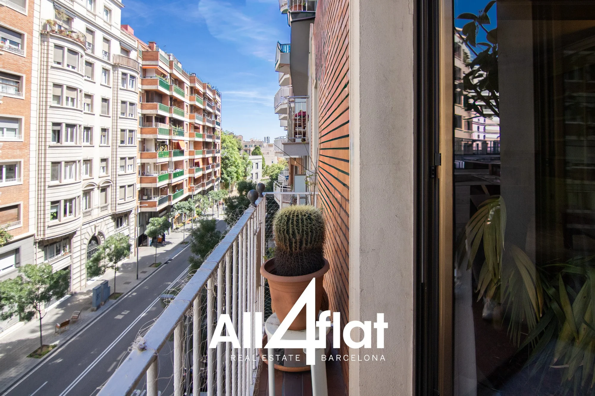 Piso exterior en Barcelona, 4 dormitorios