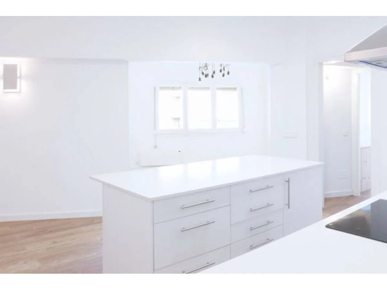 Piso reformado en Hostafrancs, tres habitaciones