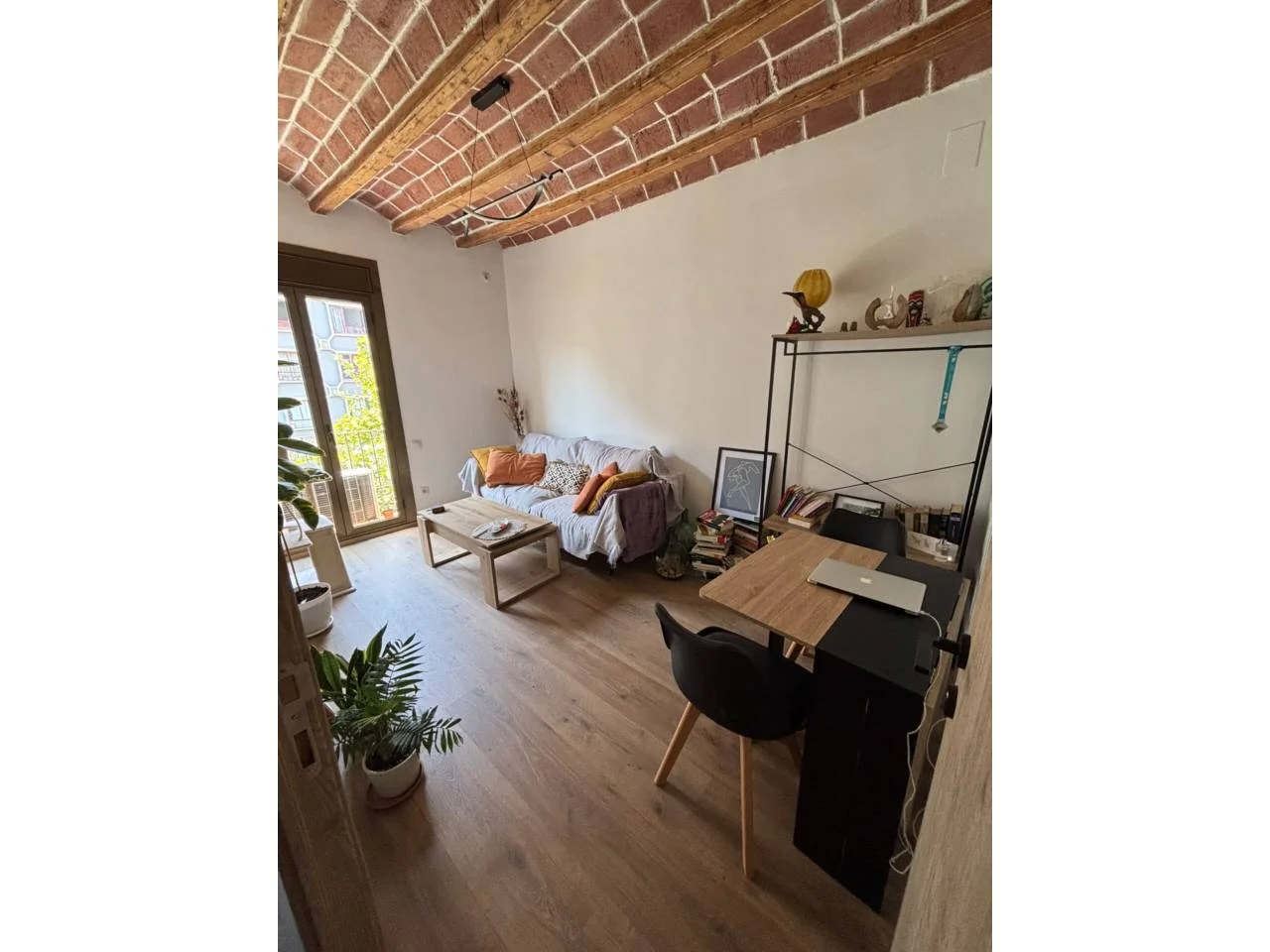 One-bedroom Eixample flat, 46 m²