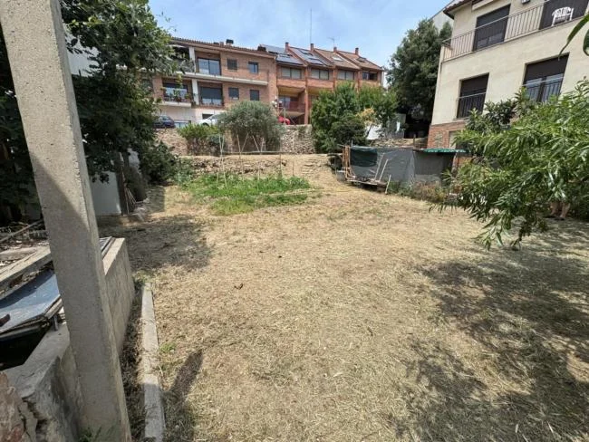 Solar céntrico de 360 m²