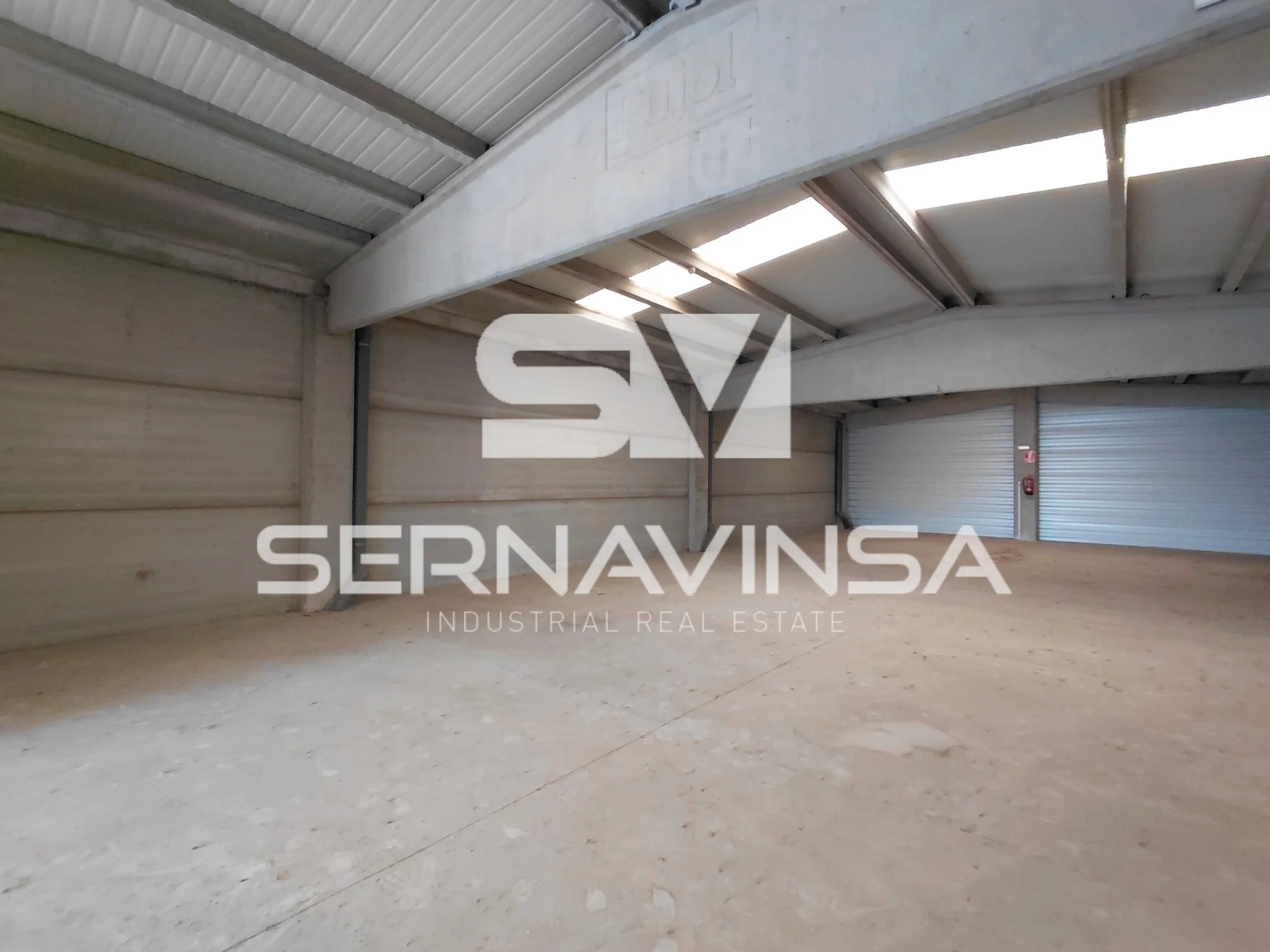 625 m² industrial warehouse in Montcada