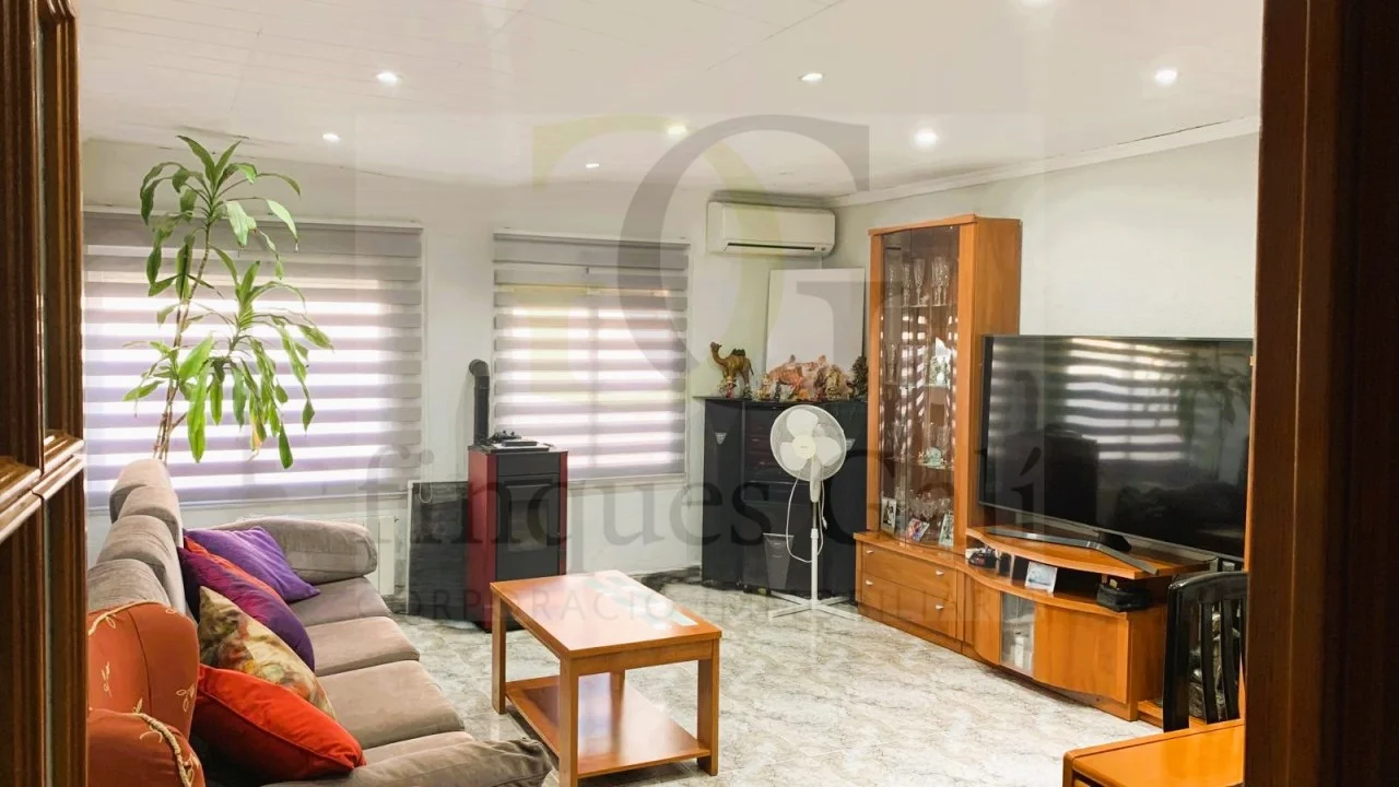 Casa céntrica en Sant Fruitós, 186 m²