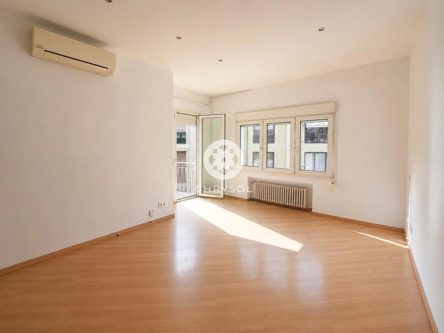 Piso clásico de 3 dormitorios en Eixample