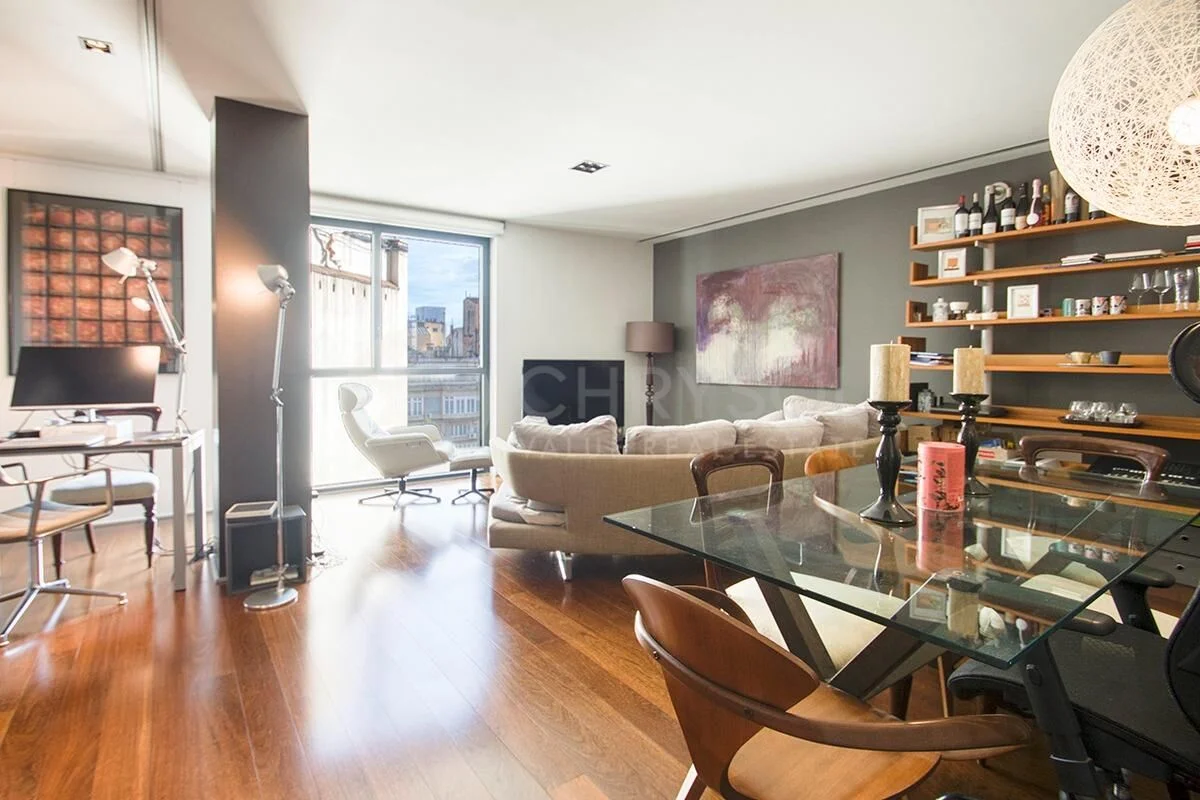 Piso en Eixample con parking y trastero