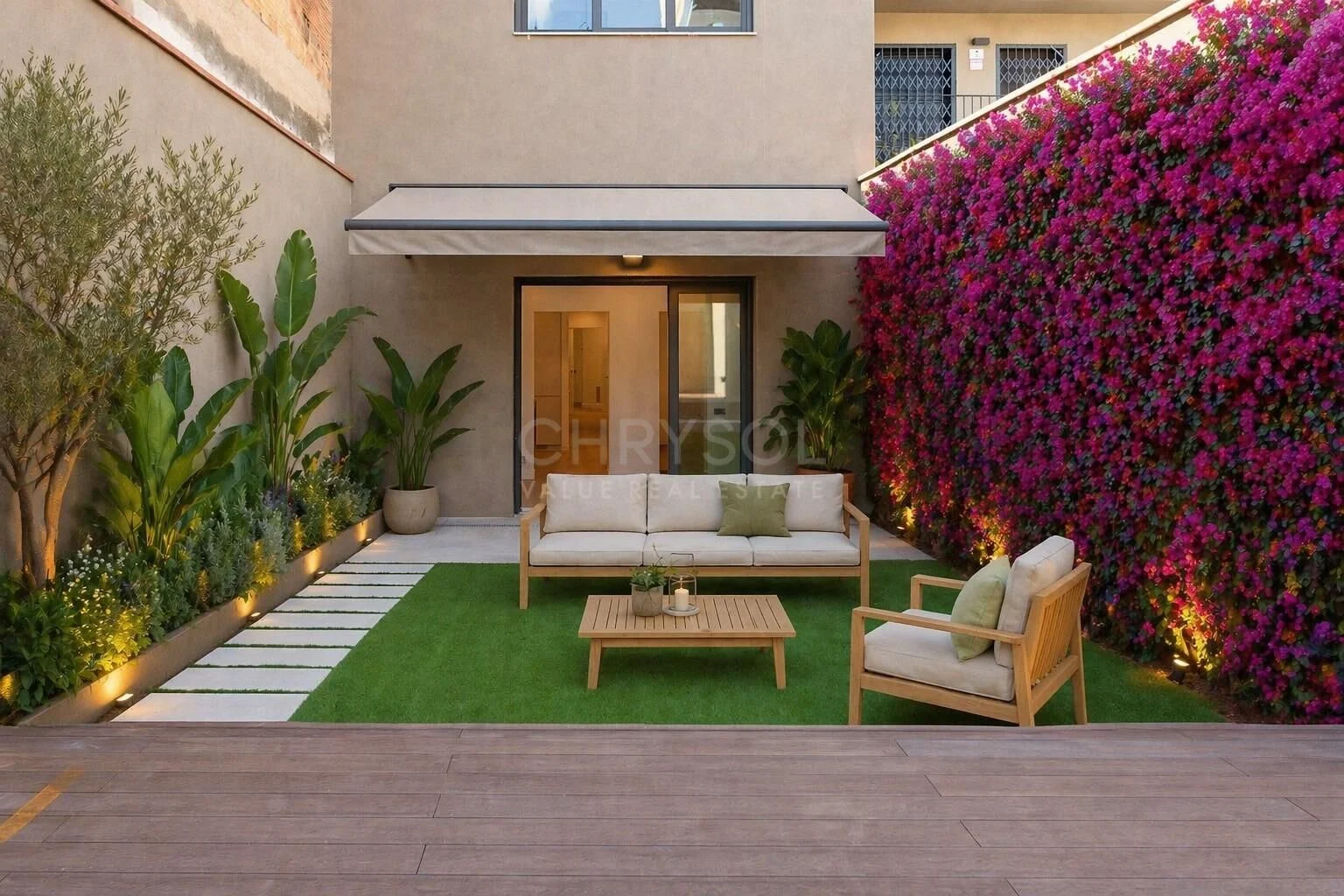 Planta baja reformada con jardín privado