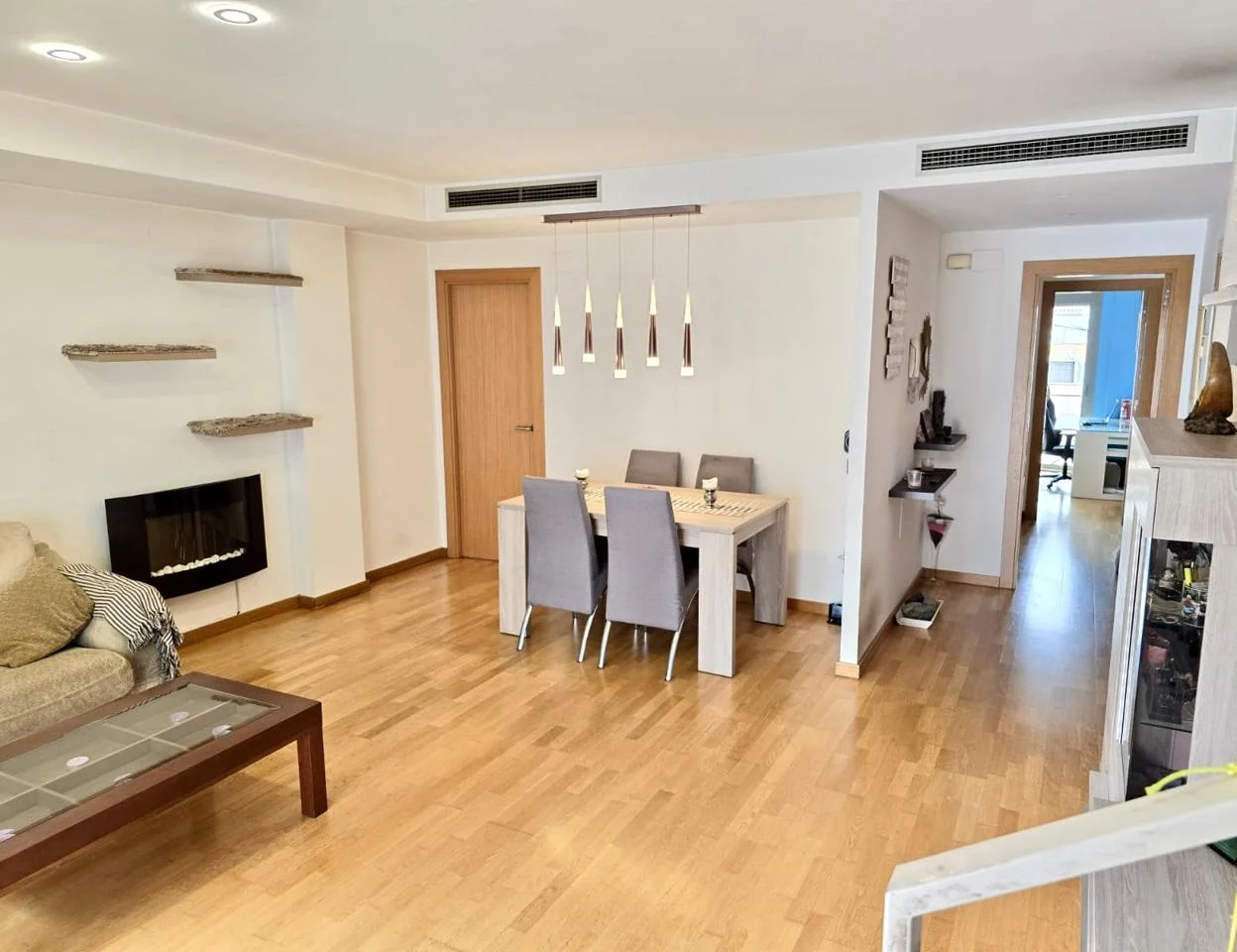 Dúplex céntrico con terraza y 3 dormitorios