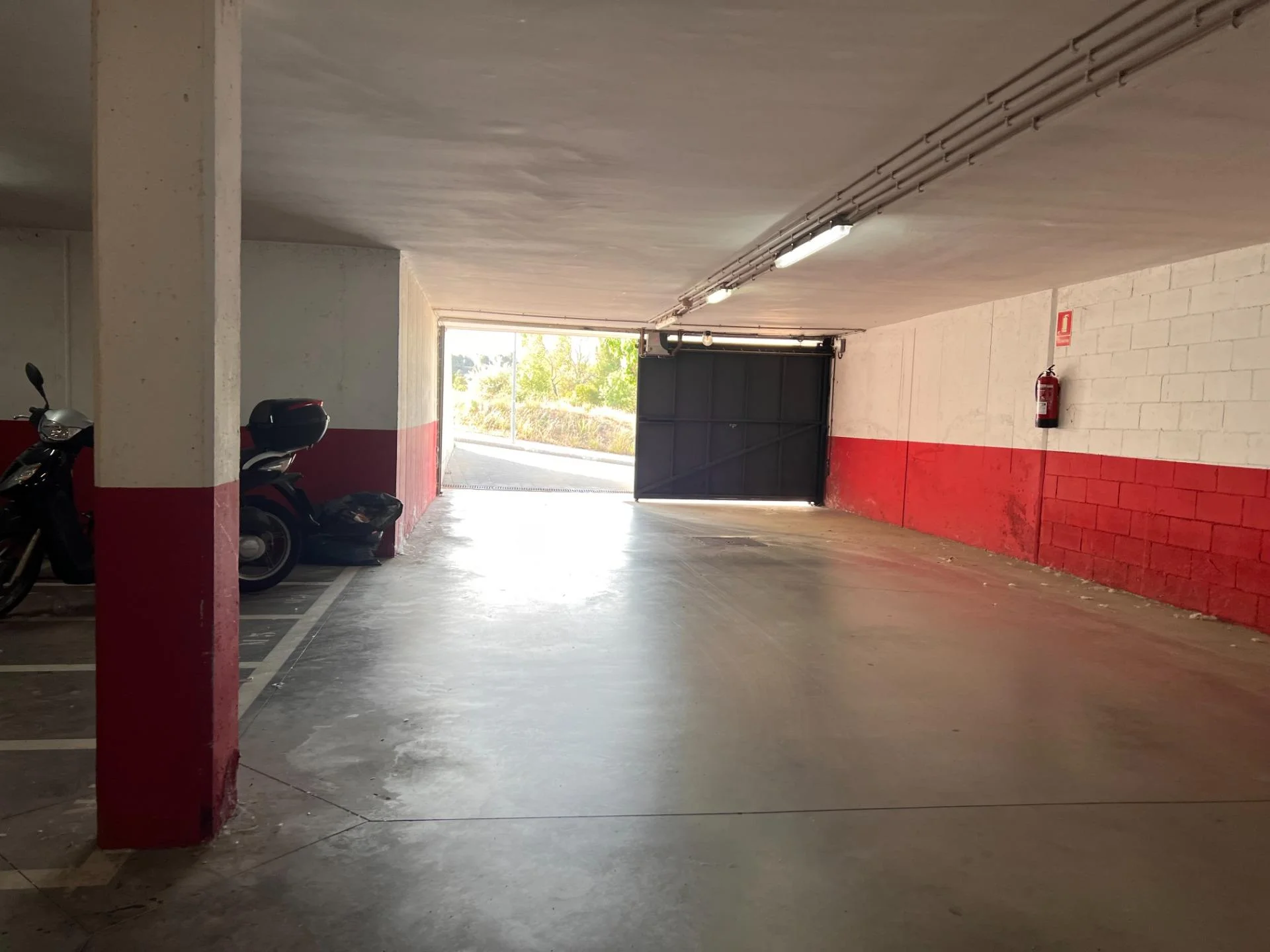 Large parking space in Callús