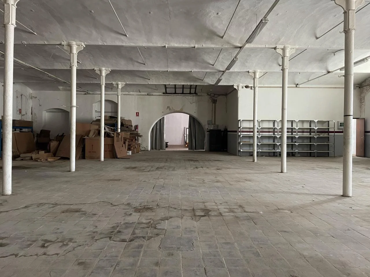 Nave industrial en Navas de 1.024 m²