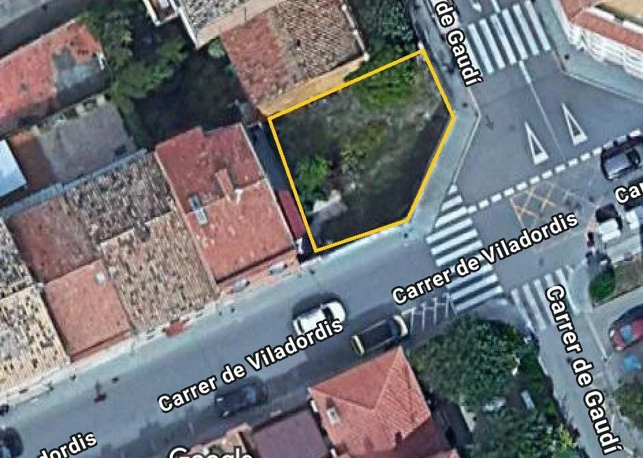 Urban development plot in Manresa, 1,034 m²