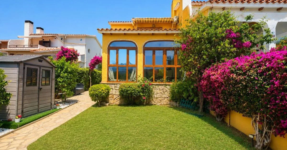 Casa independiente con piscina privada