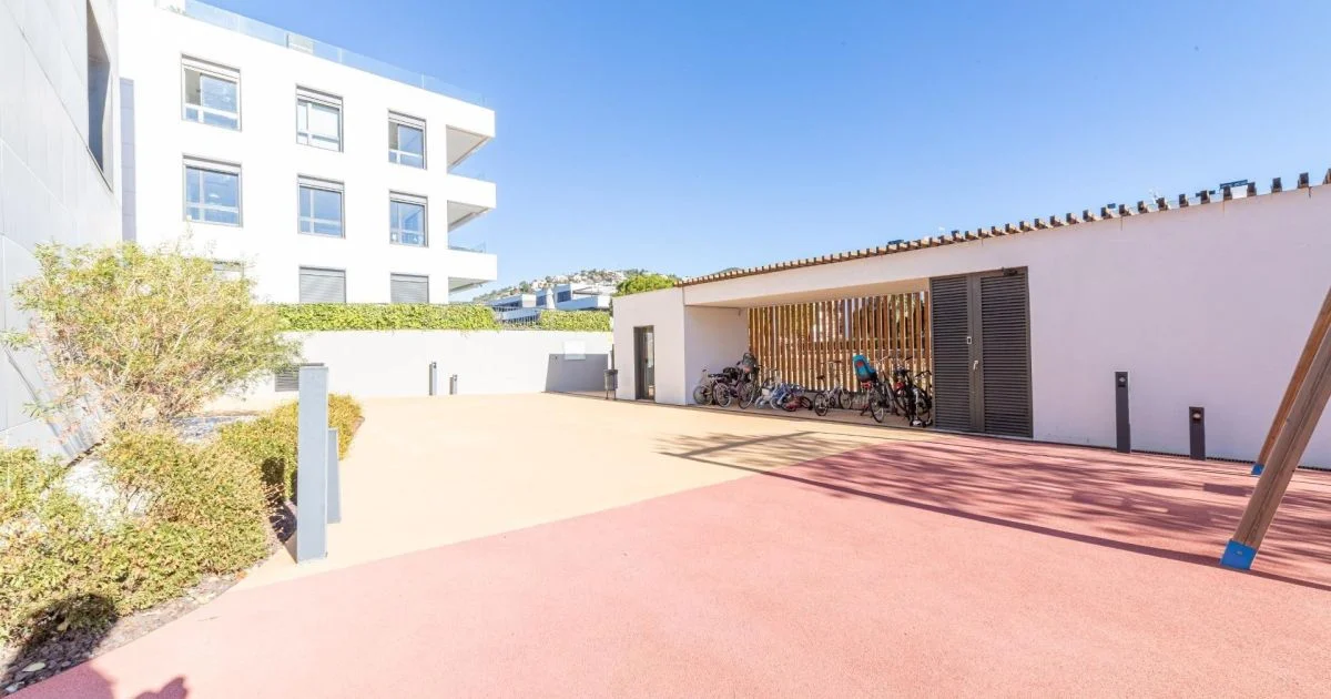Piso nuevo en Aiguadolç, tres dormitorios