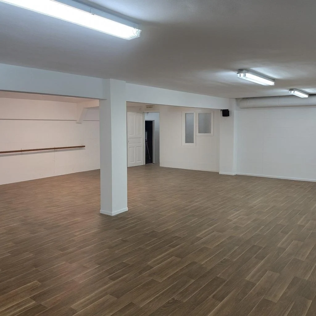 Local comercial céntrico en dos niveles