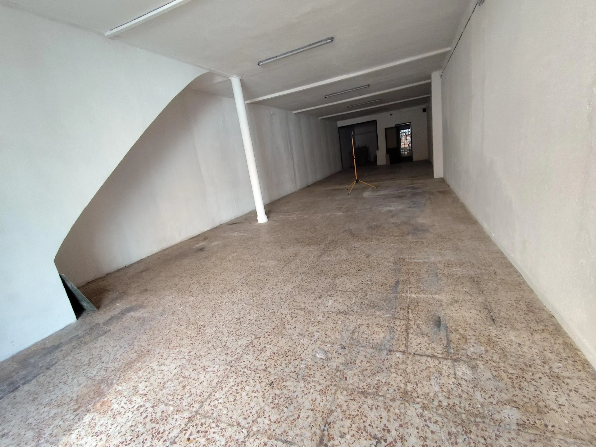 Local comercial en Can Oriach, 145 m²