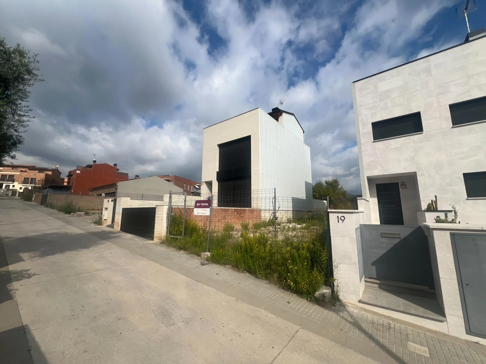Buildable plot in Can Perich