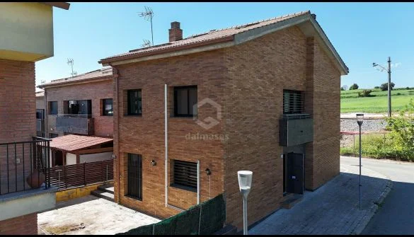 Auction chalet in Can Tabola, 4 bedrooms