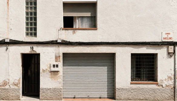 Local comercial económico para reformar en Sabadell
