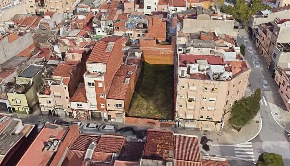 Solar urbano en Terrassa, 720 m² edificables