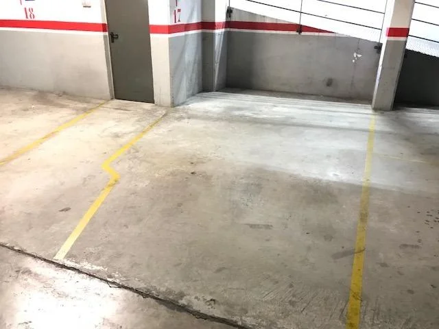 Central Sabadell parking space, 12 m²