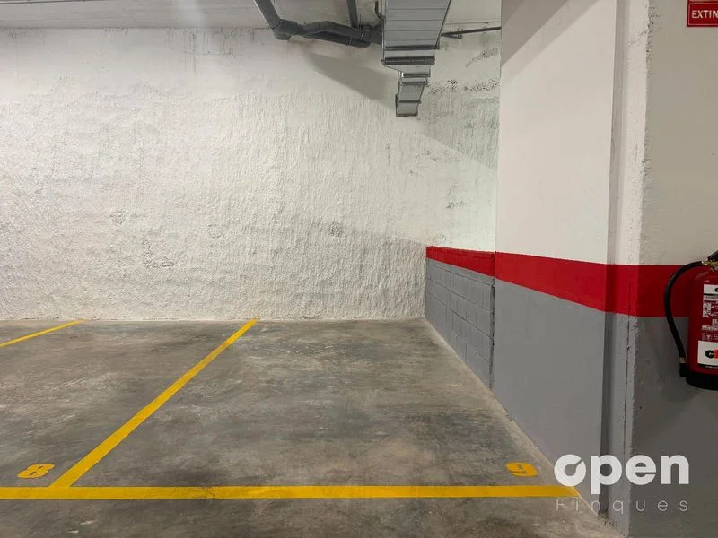 Plaza de parking nueva en Can Palet