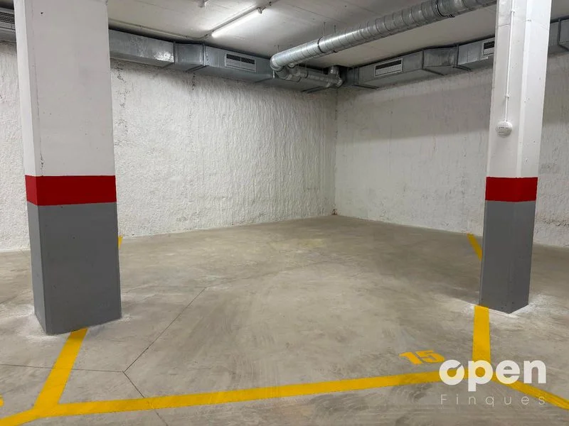 Plaza de aparcamiento nueva en Can Palet