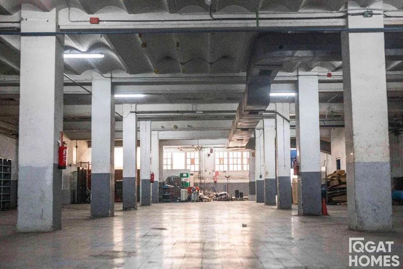Industrial warehouse in Sant Cugat, 765 m²