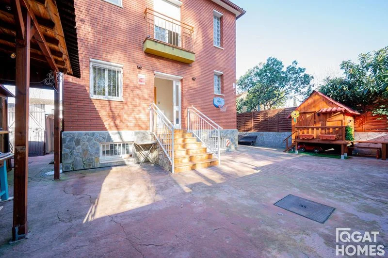Sant Cugat chalet, 6 bedrooms