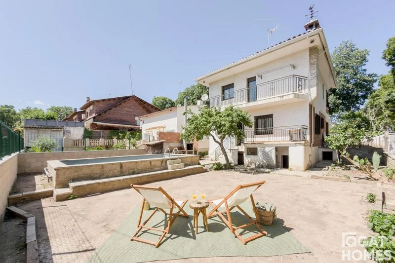 Casa de cuatro dormitorios en Mas Gener