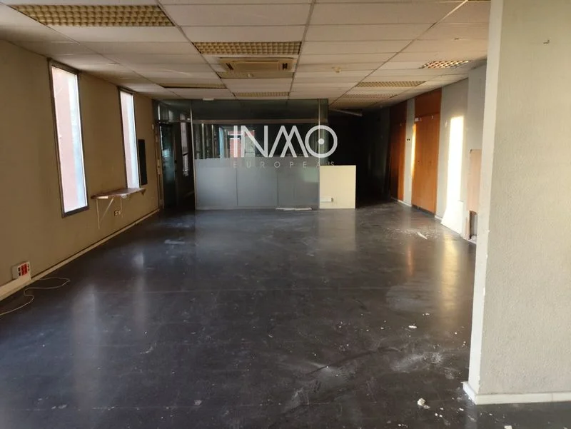 Local comercial céntrico de 234 m²