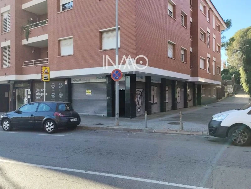 Local comercial visible en Rubí, 75 m²