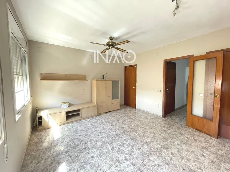 Central Rubí duplex with five bedrooms