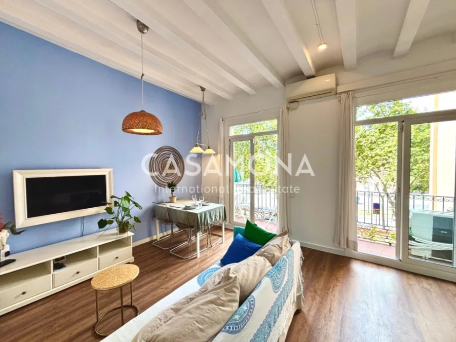 Apartamento reformado en Barceloneta con vistas al puerto
