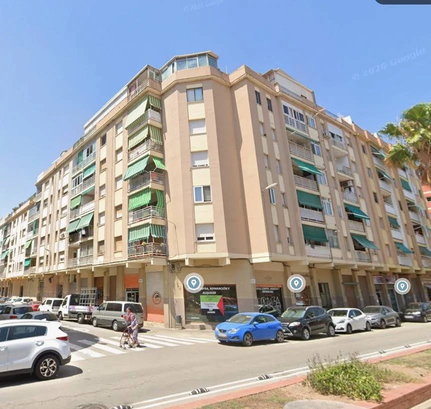 Ático en sexta planta con terraza de 34 m²